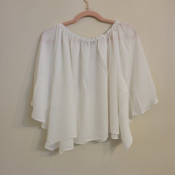 NWT Revolve Krisa Chiffon White Flutter Sleeve Short Sleeve Top S - Picture 3 of 3